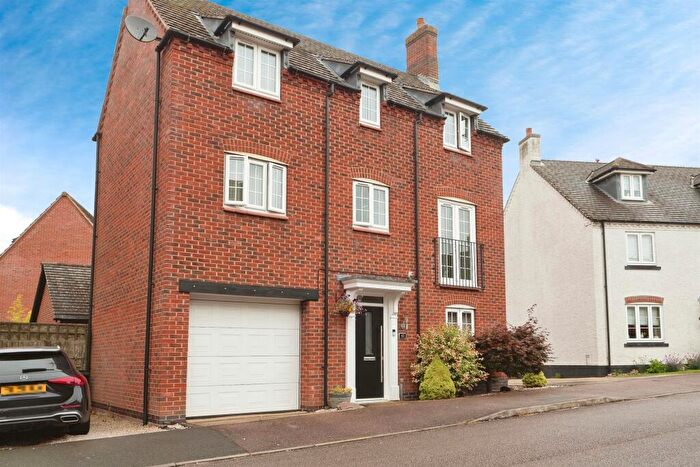 4 Bedroom Detached House For Sale In Hubbard Road, Burton-On-The-Wolds, Loughborough, LE12