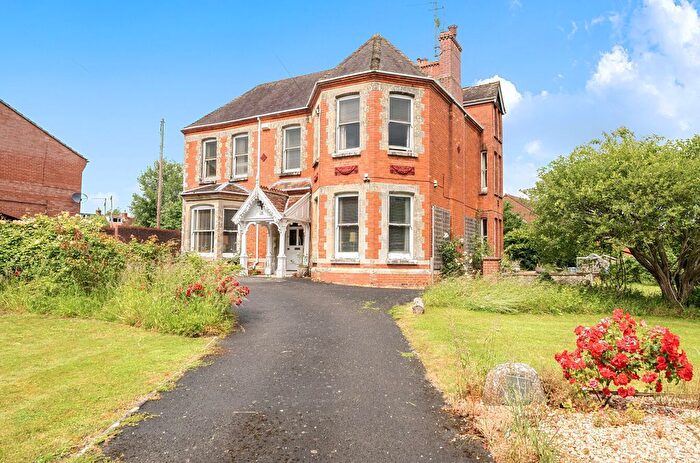 5 Bedroom Detached House For Sale In Newbury, Gillingham, Dorset, SP8