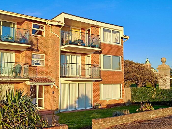 2 Bedroom Flat For Sale In Emma Brook Court, Sea Road, Rustington, BN16