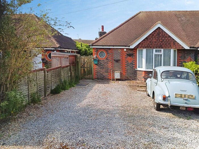 2 Bedroom Bungalow For Sale In Station Road, Polegate, BN26