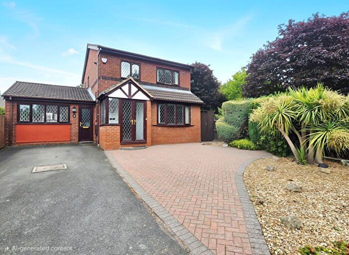 3 Bedroom Detached House For Sale In College Farm Drive, Birmingham, B23
