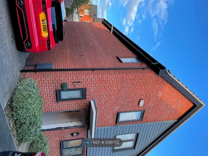 3 Bedroom Detached House To Rent In Harley Drive, Milton Keynes, MK7