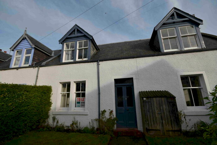 2 Bedroom End Of Terrace House To Rent In Cathedral Square, Fortrose, Black Isle, IV10