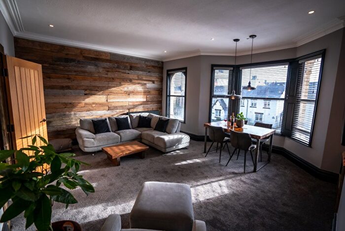 2 Bedroom Flat To Rent In Westby Street, Lytham St. Annes, FY8