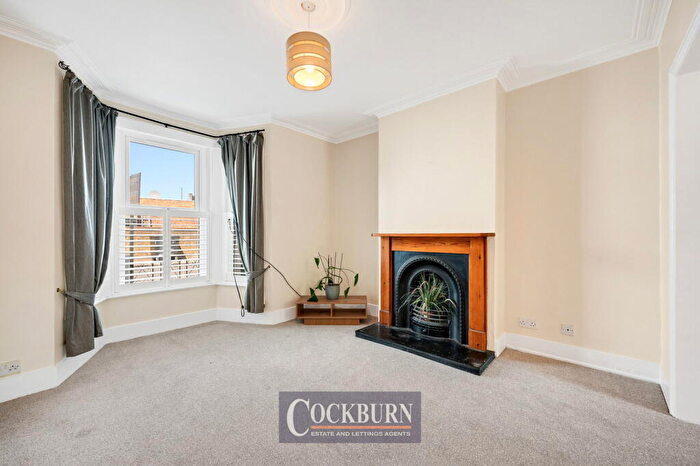 2 Bedroom End Of Terrace House To Rent In Novar Road, New Eltham, SE9
