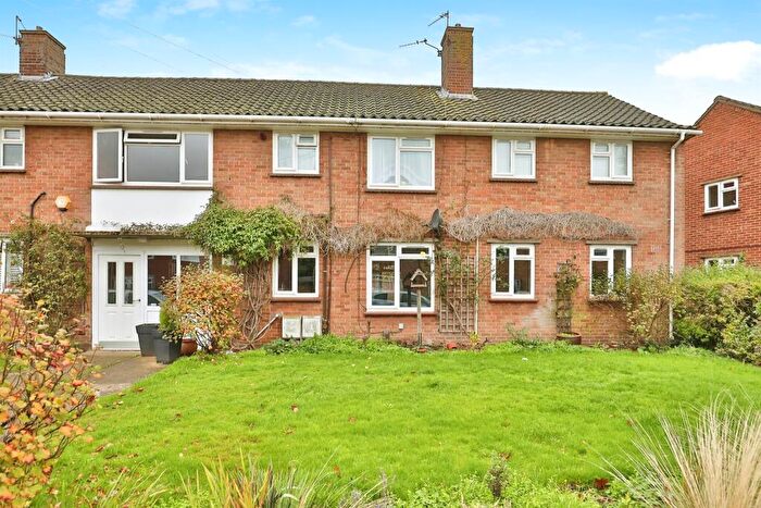 2 Bedroom Flat For Sale In Hooker Road, Norwich, NR7