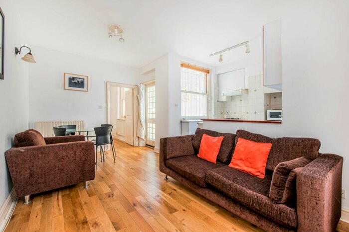2 Bedroom Flat To Rent In Perham Road, West Kensington, W14