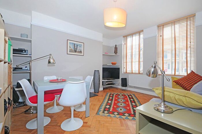 1 Bedroom Flat To Rent In Sumner Street, London Bridge, London, SE1