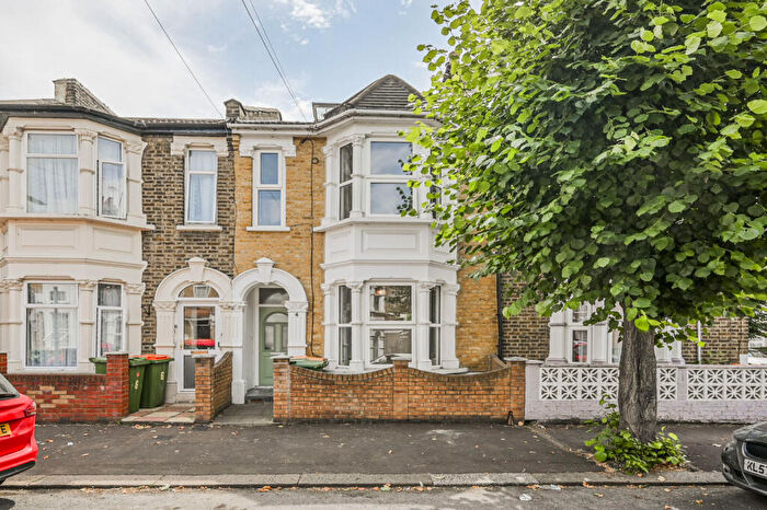 5 Bedroom House For Sale In Washington Avenue, Manor Park, London, E12