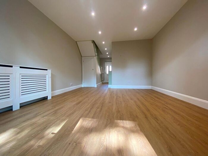 2 Bedroom End Of Terrace House To Rent In Wych Hill Park, Hook Heath, Woking, GU22