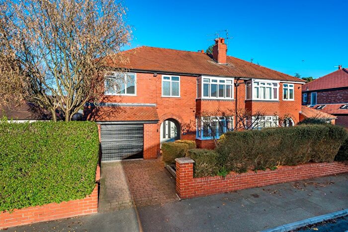 4 Bedroom Semi Detached House For Sale In Stanley Road, Heaton Moor, SK4