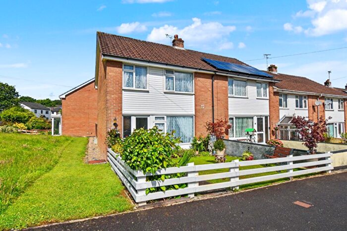 3 Bedroom Terraced House For Sale In Hatherleigh, EX20