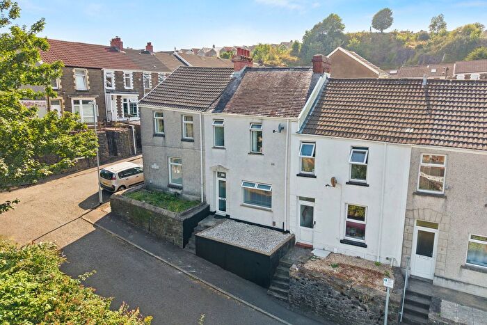 2 Bedroom Terraced House For Sale In Pleasant View Terrace, Swansea, SA1
