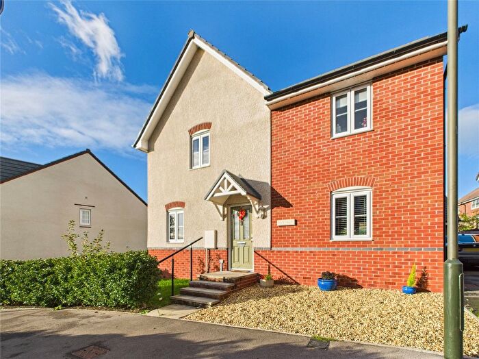 4 Bedroom Detached House For Sale In James Sleeman Close, Great Oldbury, Stonehouse, Gloucestershire, GL10