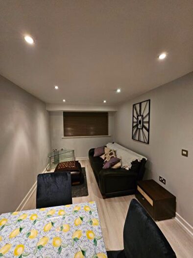 1 Bedroom Apartment For Sale In Kinvara Heights, Rea Place, Digbeth, B12