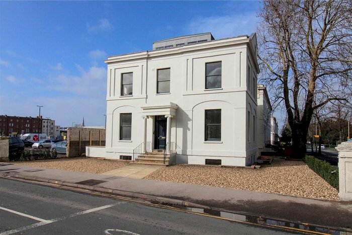 1 Bedroom Flat To Rent In Portland Street, Cheltenham, GL52