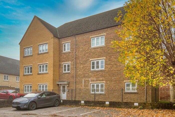 2 Bedroom Flat For Sale In Priory Mill Lane, Witney, OX28