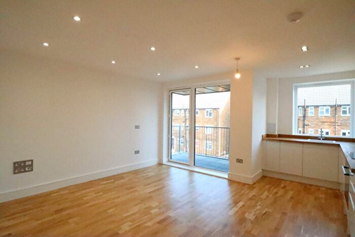 1 Bedroom Flat To Rent In Farwig Lane, Bromley, BR1