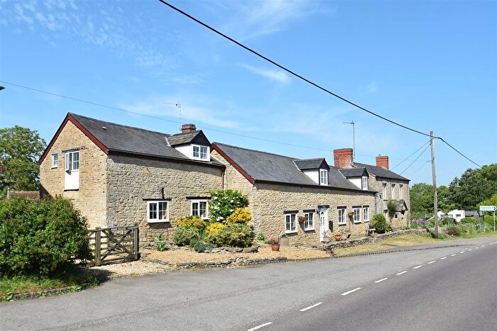 4 Bedroom Barn Conversion For Sale In Souldern, Nr Bicester, OX27