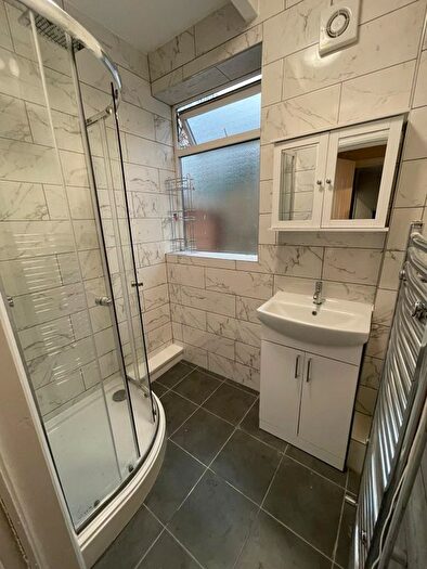 3 Bedroom Terraced House To Rent In Churchbury Road, Eltham, SE9