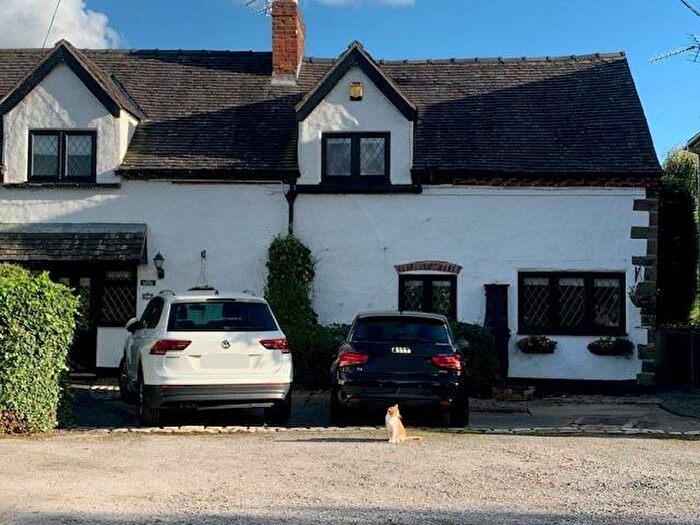 3 Bedroom Semi-Detached House For Sale In Park Lane, Weston-On-Trent, Derby, DE72