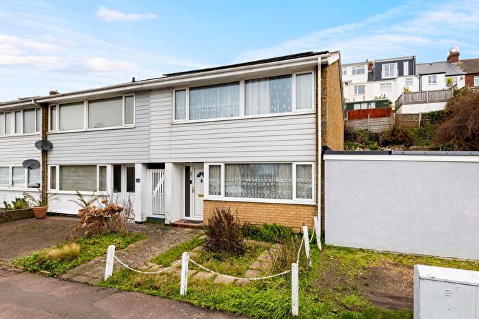 3 Bedroom End Of Terrace House For Sale In Seabrook Road, Hythe, CT21