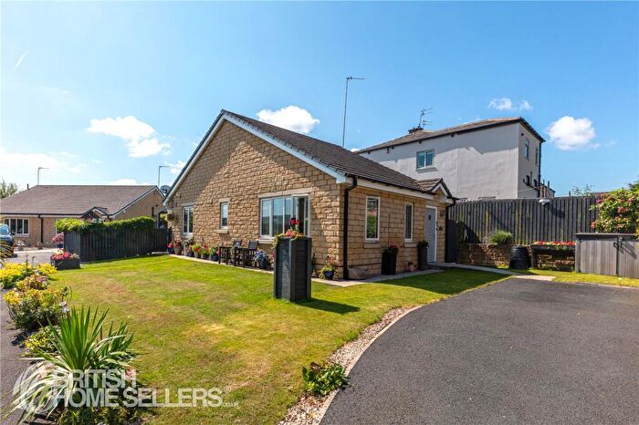3 Bedroom Bungalow For Sale In Windham Street, Rochdale, Greater Manchester, OL16