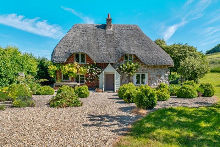 2 Bedroom Detached House To Rent In Clatford Bottom, SN8