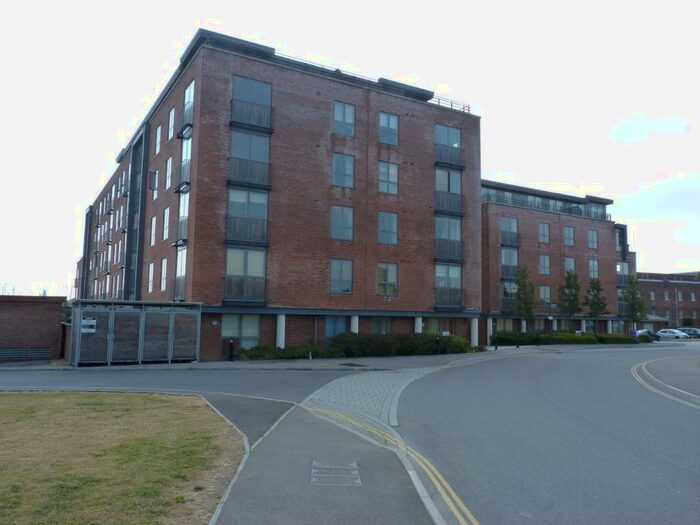 2 Bedroom Flat To Rent In Galleon Place, Weevil Lane, Gosport, PO12