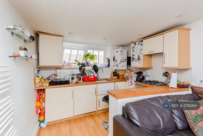 1 Bedroom Flat To Rent In Causeway, Bicester, OX26