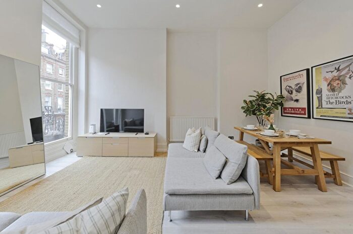 1 Bedroom Flat To Rent In Nottingham Place, London, W1U