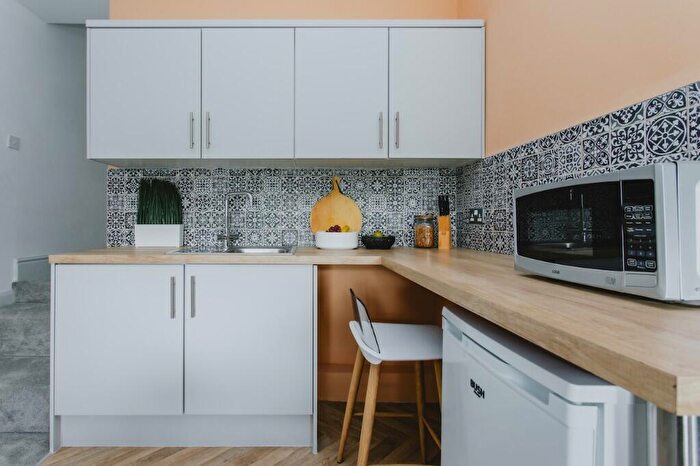1 Bedroom House Of Multiple Occupation To Rent In Emscote Road, Warwick, Warwickshire, CV34