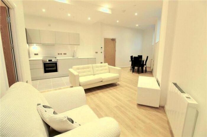 1 Bedroom Apartment To Rent In Corporation Street, The Co-Operative, CV1