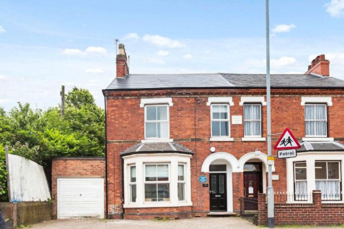 5 Bedroom House To Rent In Queens Road, Beeston, Nottingham, Nottinghamshire, NG9