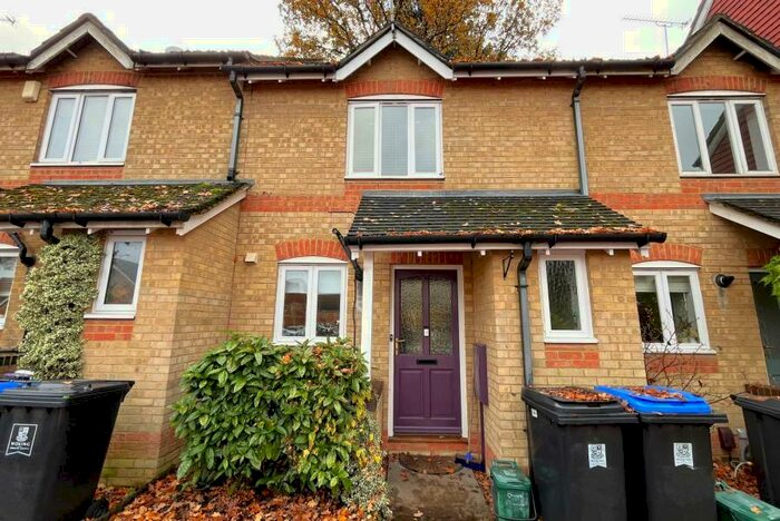 2 Bedroom Terraced House To Rent In Woking, GU22