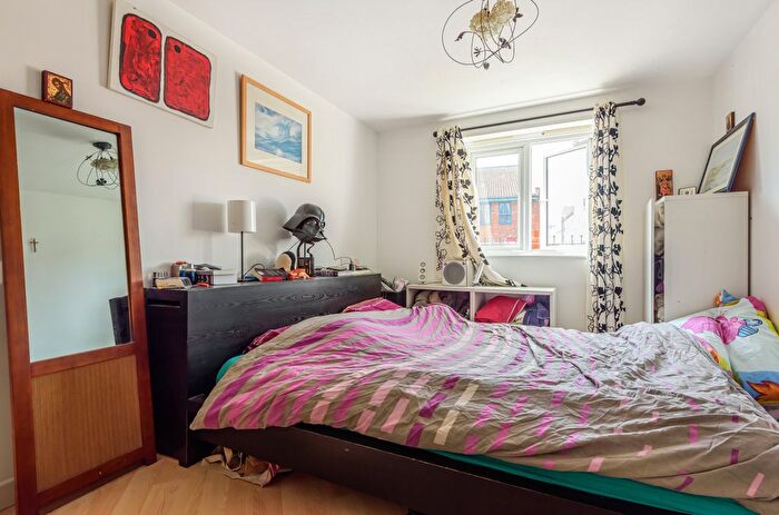 1 Bedroom Flat For Sale In Clarkes Court, Quay Street, Fareham, Hampshire, PO16