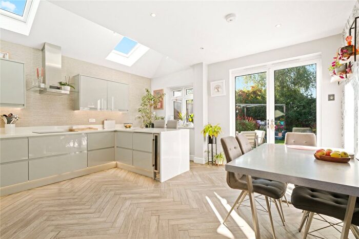 4 Bedroom Semi-Detached House For Sale In Lime Grove, Twickenham, TW1