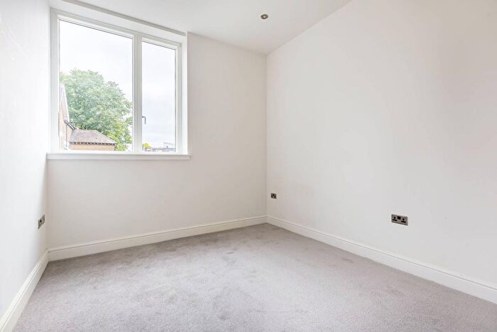 2 Bedroom Flat To Rent In Quant Building, Walthamstow, London, E17