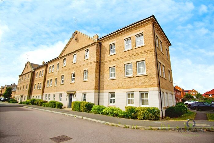 2 Bedroom Flat To Rent In Rainbow Road, Erith, DA8