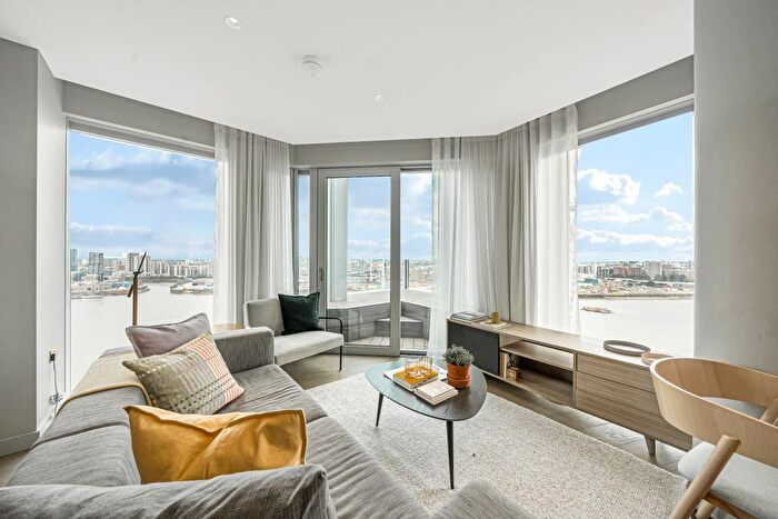 2 Bedroom Flat For Sale In Peninsula Riverfront, Cutter Lane, Greenwich Peninsula, SE10