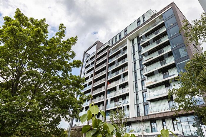 2 Bedroom Flat For Sale In Hoe Street, Walthamstow, E17