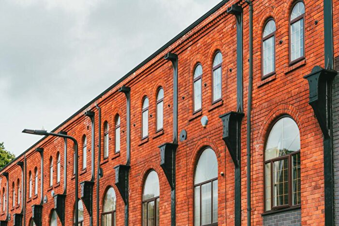 2 Bedroom Flat For Sale In Baxter Mews, Sheffield, S6