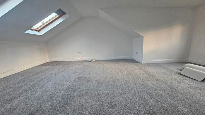 4 Bedroom Semi-Detached Bungalow To Rent In Randon Close, Harrow, HA2