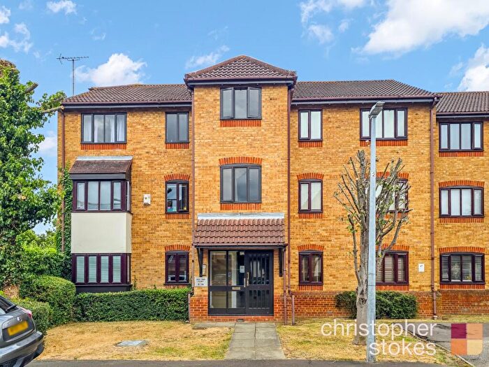 2 Bedroom Flat For Sale In Ashtree Court, Horseshoe Close, Waltham Abbey, Essex, EN9