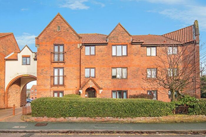1 Bedroom Apartment For Sale In Tynedale Square, Highwoods, Colchester, CO4