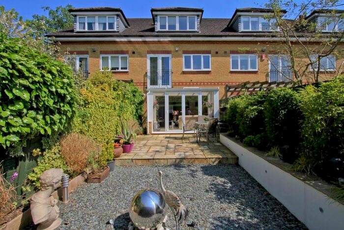 4 Bedroom Town House To Rent In Reginald Road, Northwood, HA6