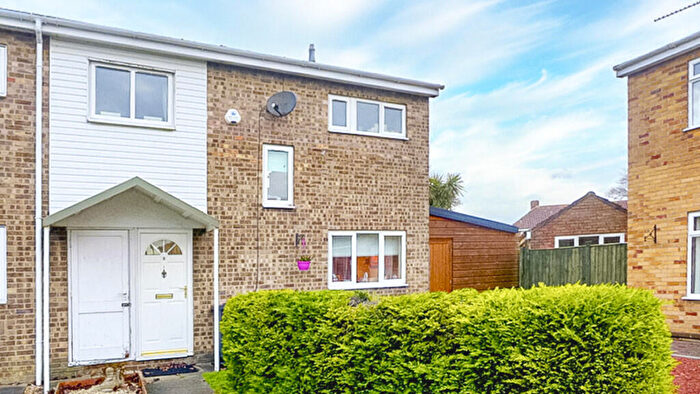 3 Bedroom End Of Terrace House To Rent In Normanhurst Close, Lowestoft, NR32