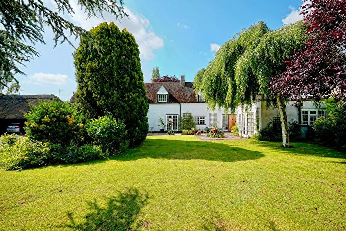 4 Bedroom Detached House For Sale In Huntingdon Road, Wyton, Huntingdon, PE28