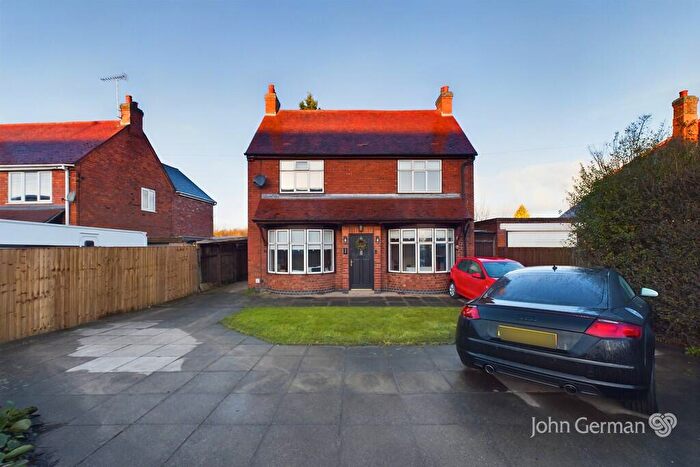 2 Bedroom Detached House For Sale In Lichfield Road, Barton Under Needwood, DE13