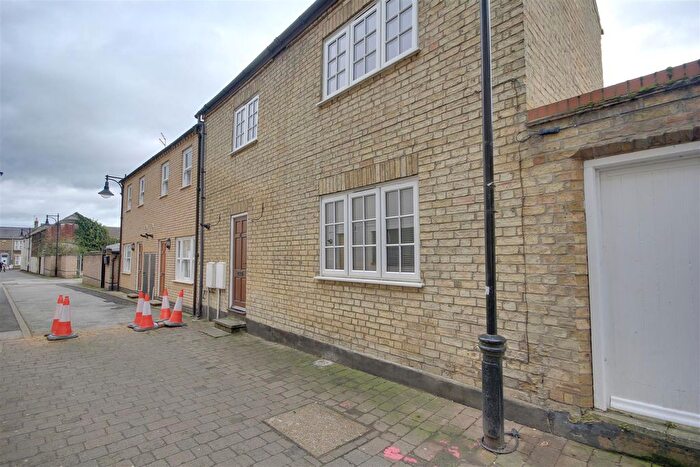 2 Bedroom Detached House To Rent In Cow Amp; Hare Passage, St. Ives, Huntingdon, PE27